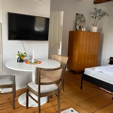 Süße In Gründerzeitvilla Apartamento